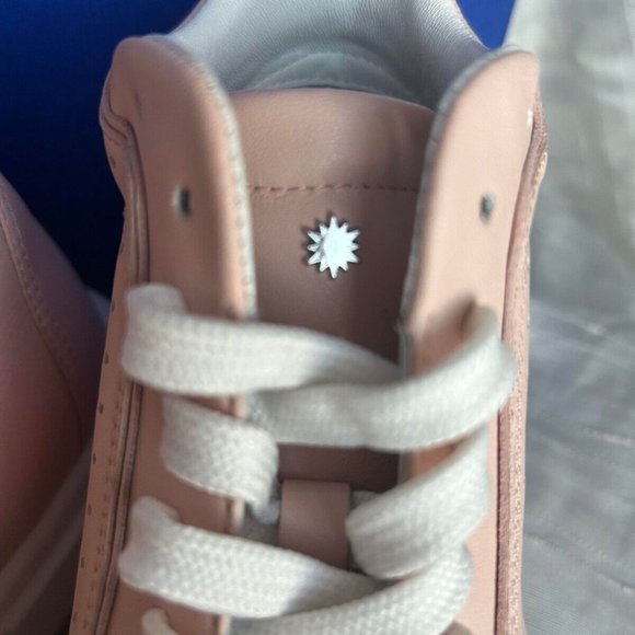 Stuart Weitzman Leather sneaker Ryan High to rosewater US. 8.5 $325 - Picture 3 of 7